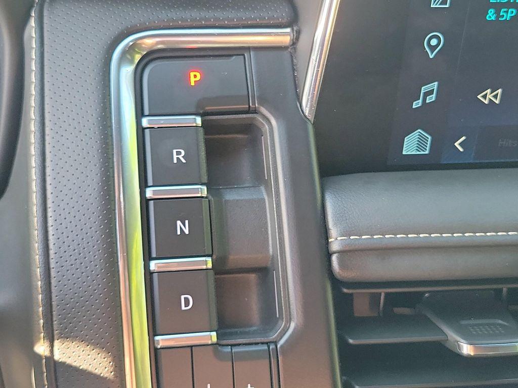 new 2024 Chevrolet Suburban car, priced at $63,990