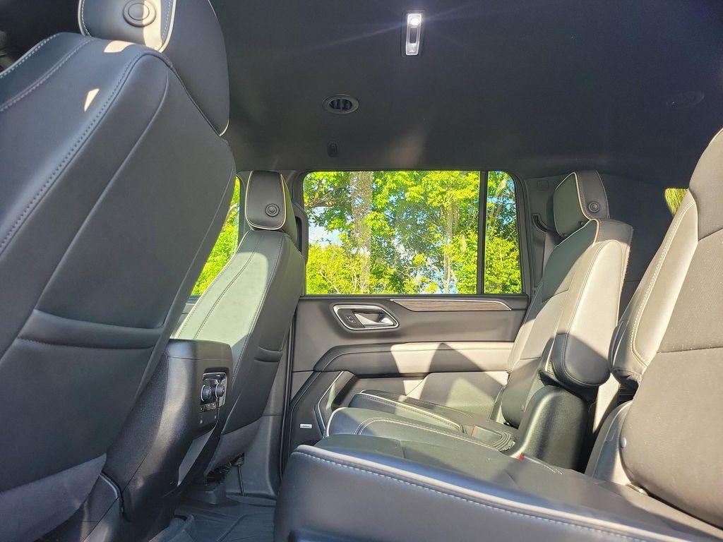 new 2024 Chevrolet Suburban car, priced at $63,990