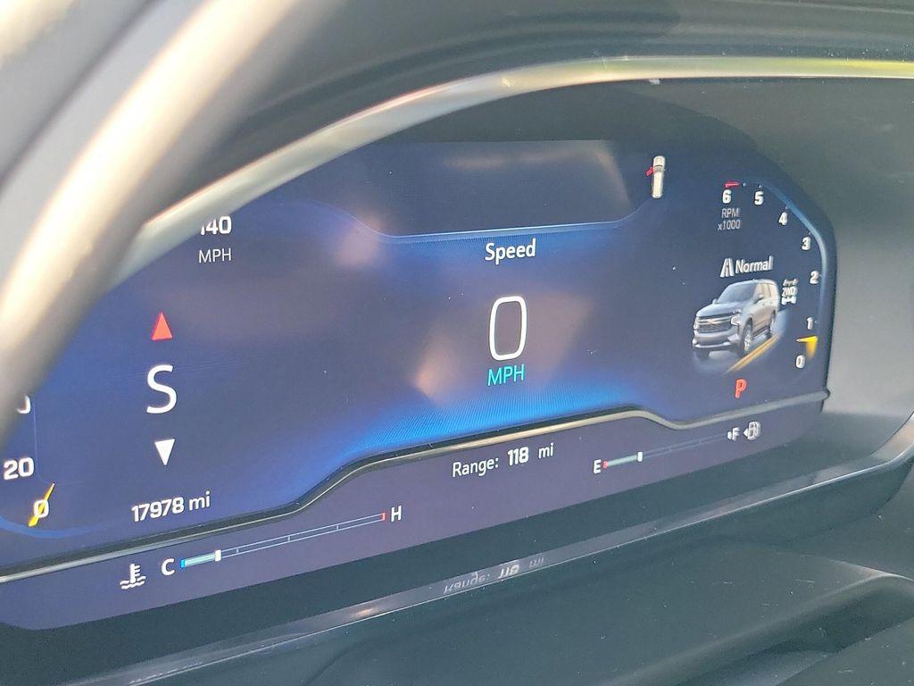 new 2024 Chevrolet Suburban car, priced at $63,990