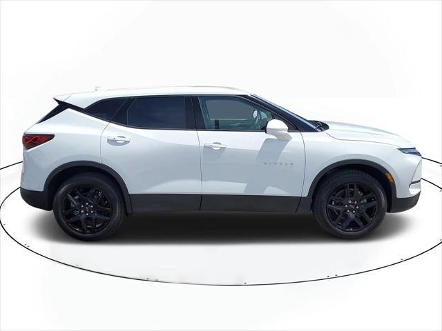 new 2025 Chevrolet Blazer car, priced at $33,285