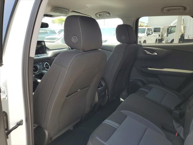 new 2025 Chevrolet Blazer car, priced at $33,285