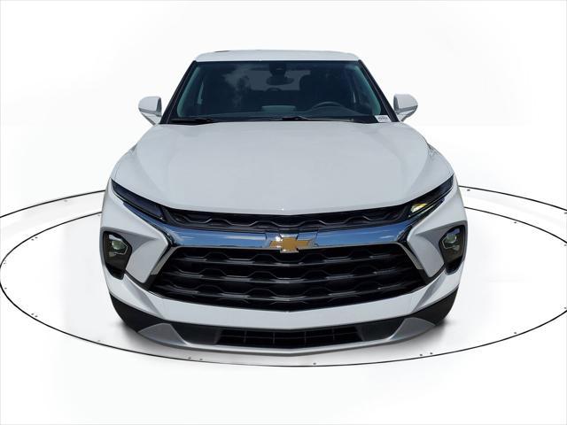 new 2025 Chevrolet Blazer car, priced at $33,285