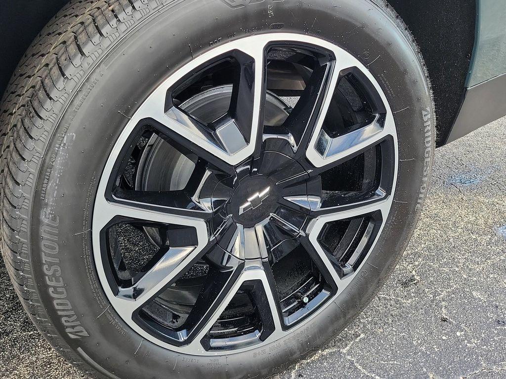 new 2026 Chevrolet Suburban car, priced at $77,243