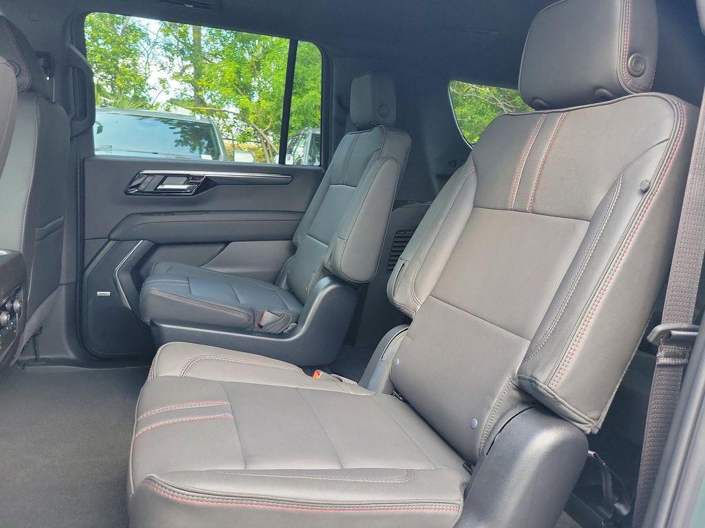 new 2026 Chevrolet Suburban car, priced at $77,243