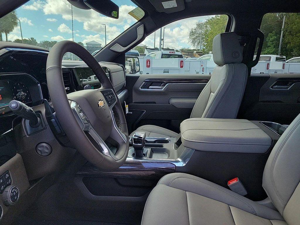 new 2025 Chevrolet Silverado 1500 car, priced at $55,697