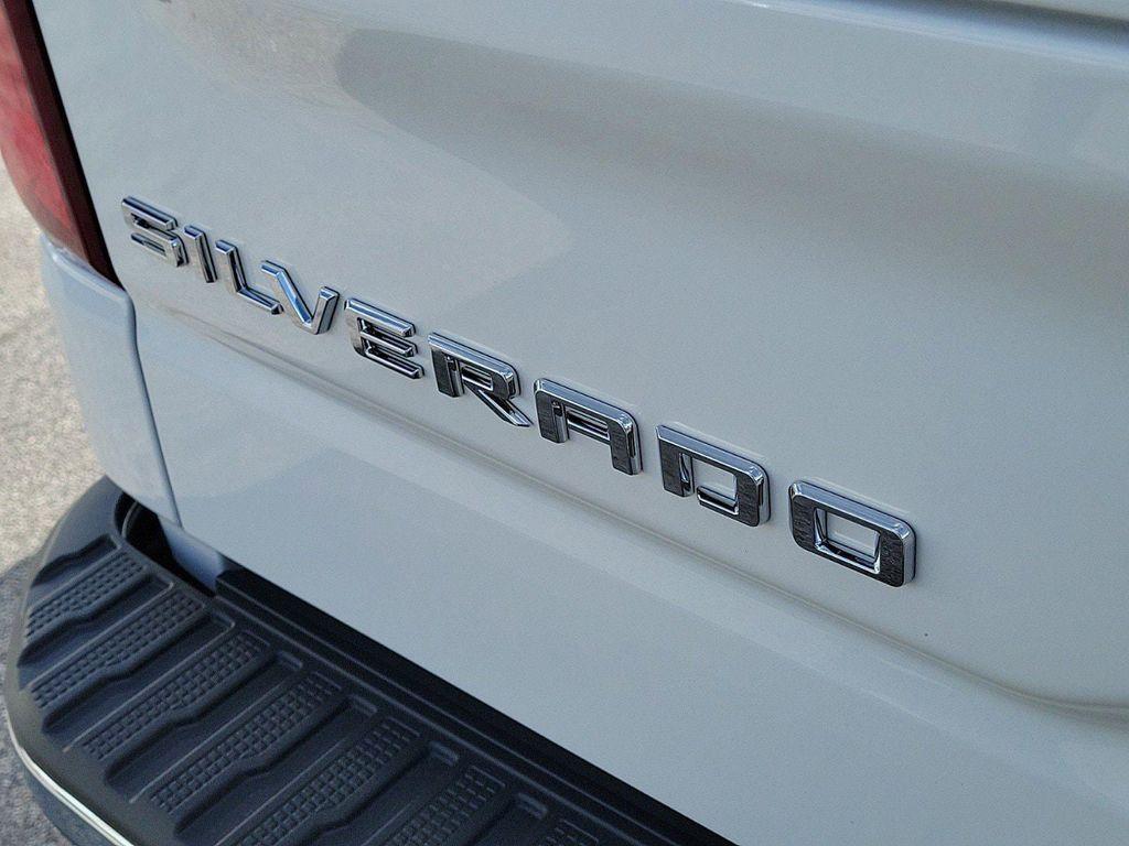 new 2025 Chevrolet Silverado 1500 car, priced at $55,697