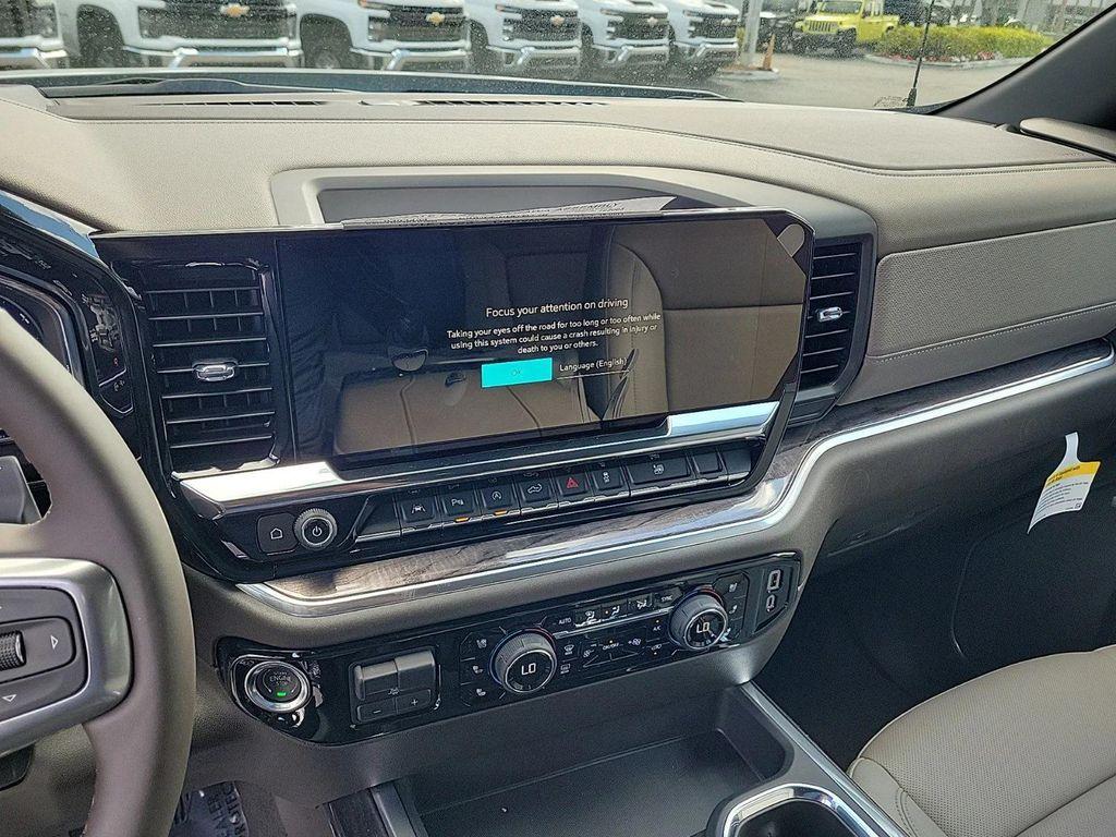 new 2025 Chevrolet Silverado 1500 car, priced at $55,697