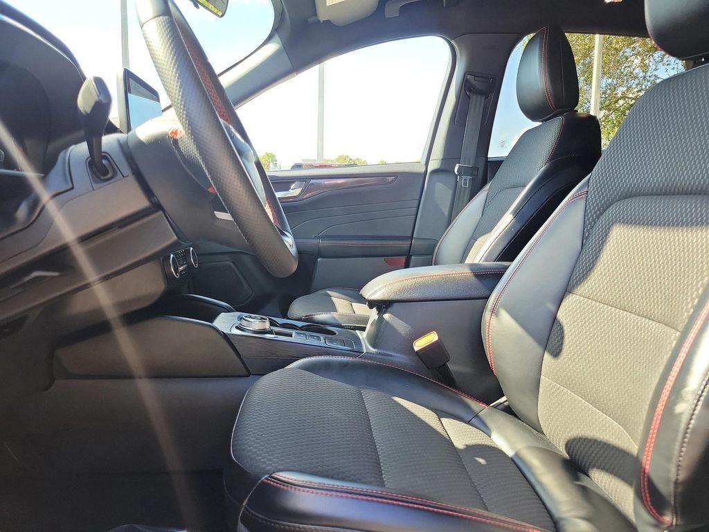 used 2023 Ford Escape car, priced at $18,989