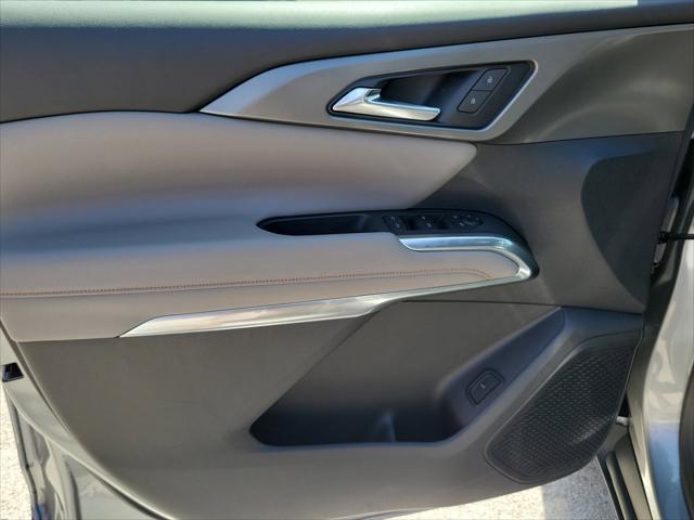 used 2024 Chevrolet Traverse car, priced at $36,997