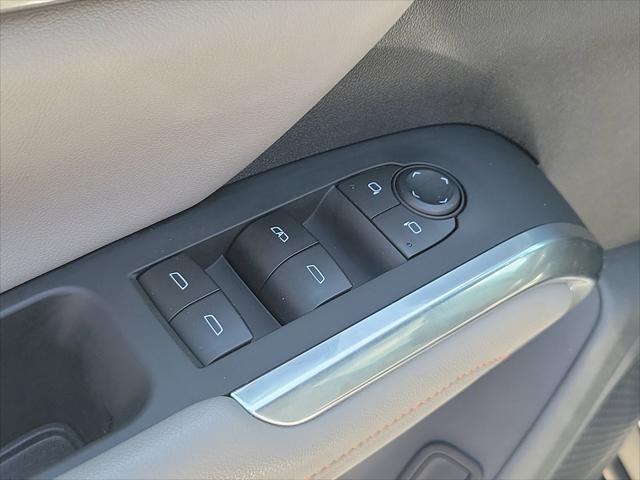 used 2024 Chevrolet Traverse car, priced at $36,997