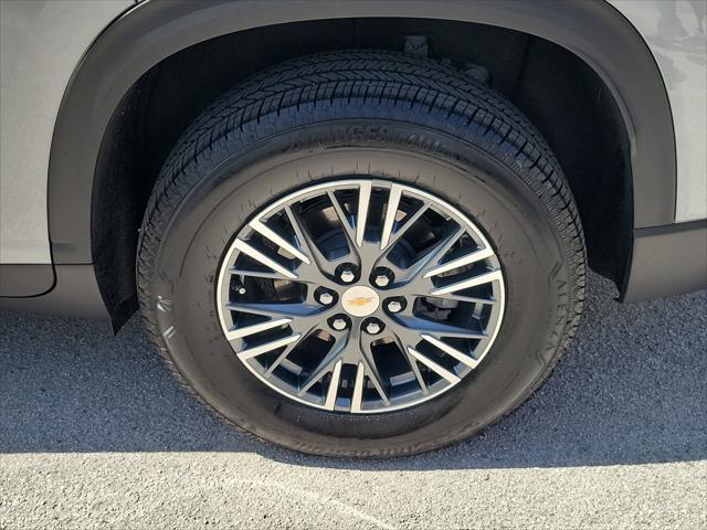 used 2024 Chevrolet Traverse car, priced at $36,997