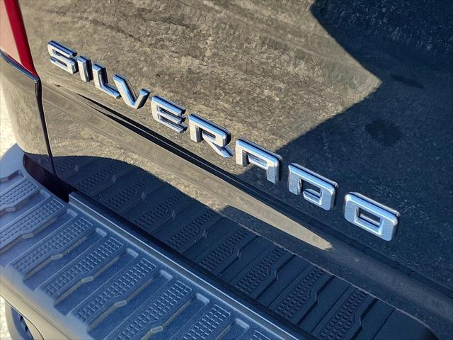 new 2024 Chevrolet Silverado 1500 car, priced at $34,561