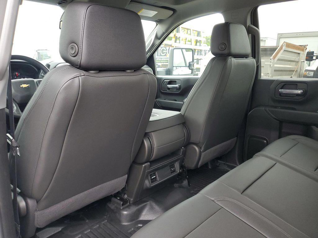 new 2024 Chevrolet Silverado 3500 car, priced at $77,243
