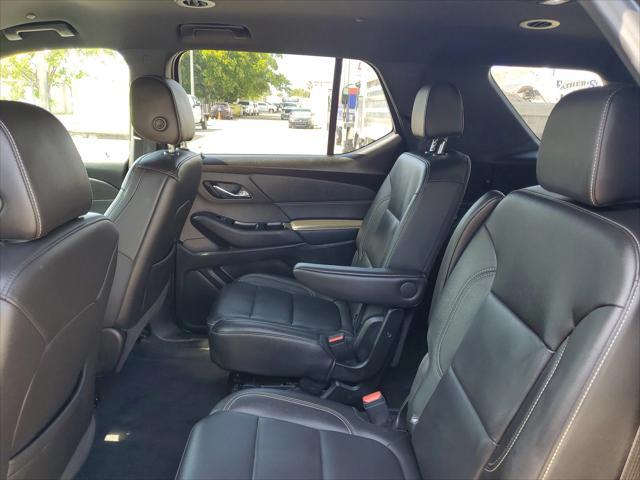 used 2023 Chevrolet Traverse car, priced at $28,995