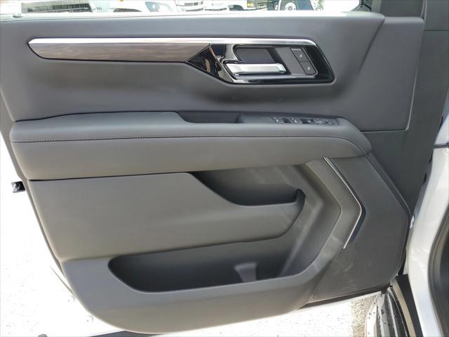 new 2025 Chevrolet Suburban car, priced at $62,054