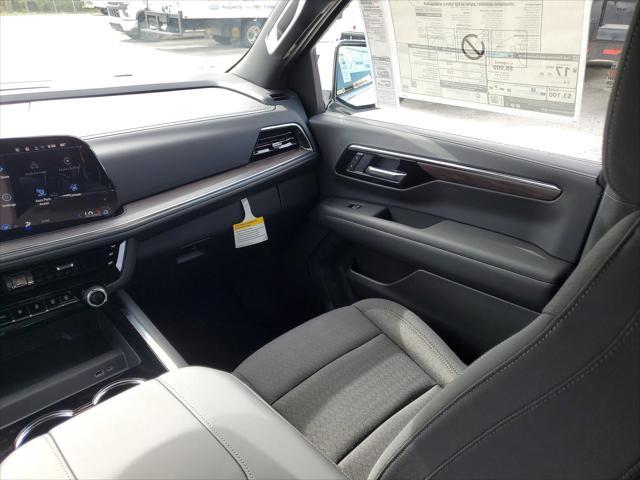 new 2025 Chevrolet Suburban car, priced at $62,054