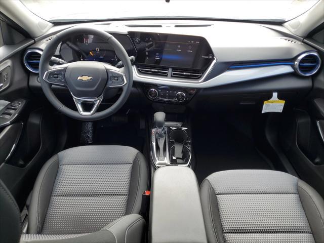 new 2025 Chevrolet Trax car, priced at $25,062
