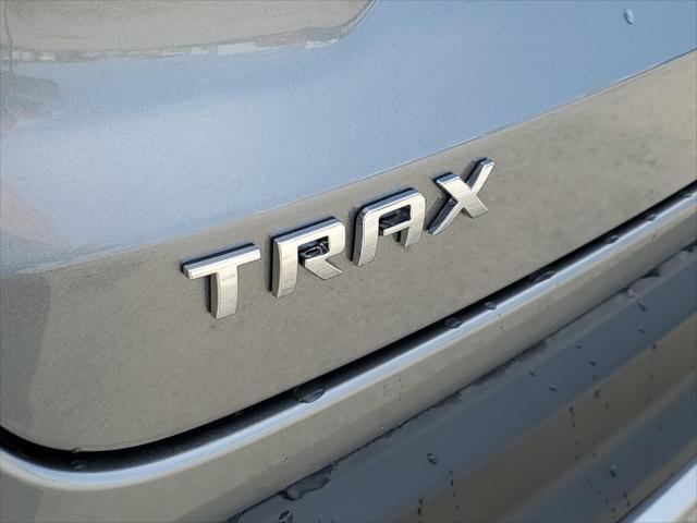 new 2025 Chevrolet Trax car, priced at $25,062