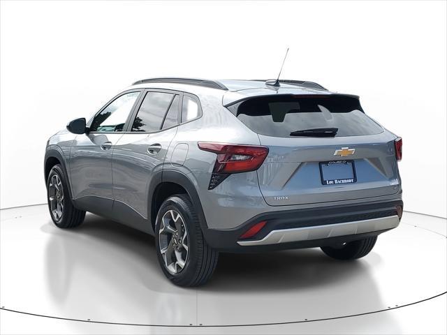new 2025 Chevrolet Trax car, priced at $25,062