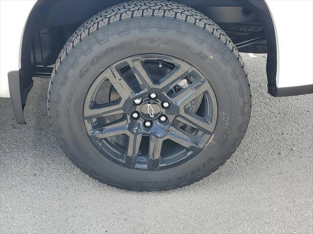 new 2025 Chevrolet Silverado 1500 car, priced at $40,426
