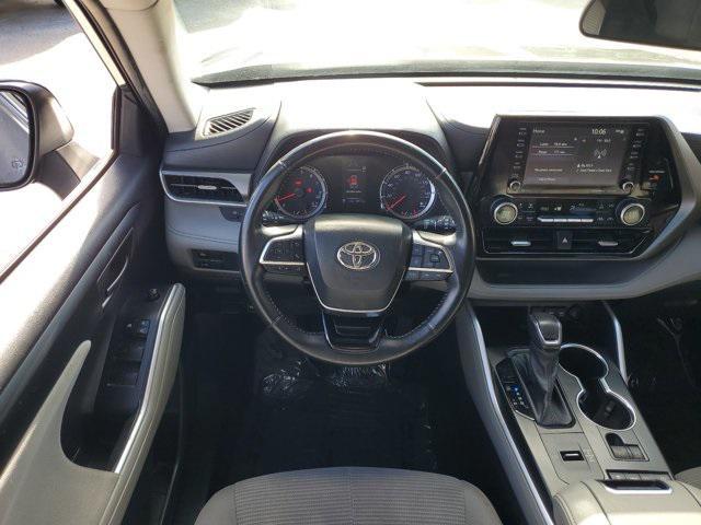 used 2020 Toyota Highlander car, priced at $22,991