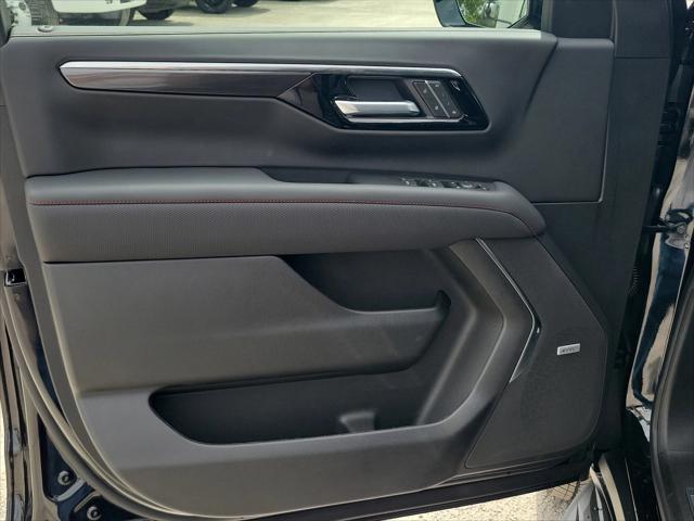 new 2025 Chevrolet Suburban car, priced at $73,715