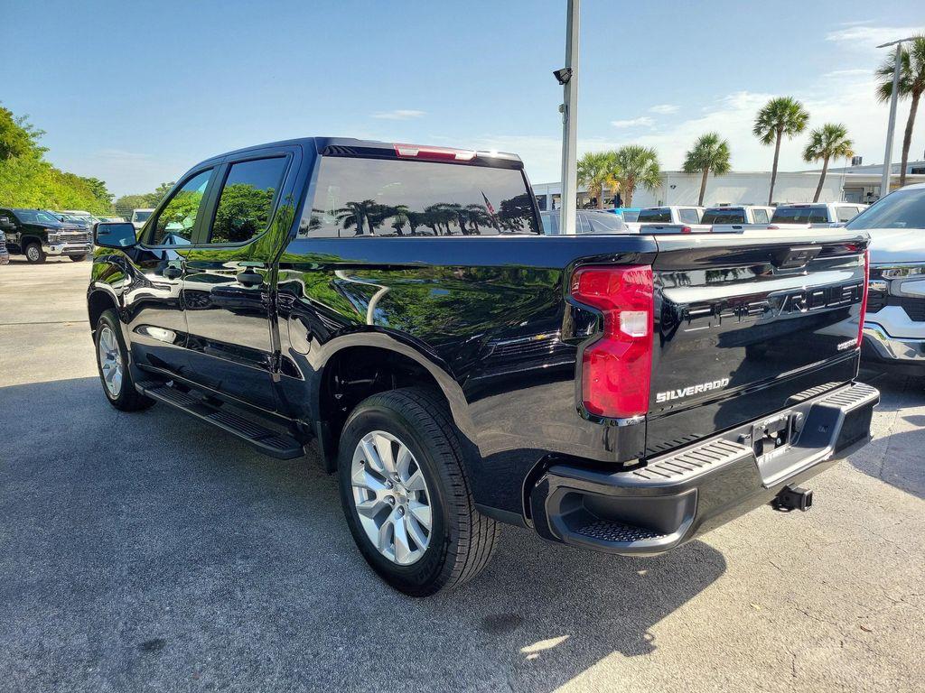 new 2026 Chevrolet Silverado 1500 car, priced at $42,195