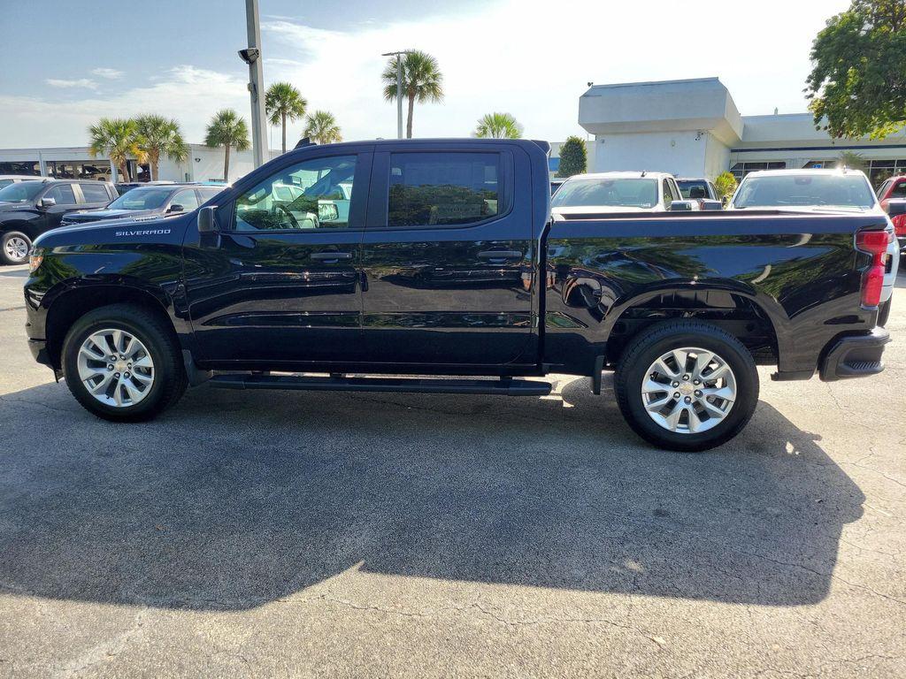 new 2026 Chevrolet Silverado 1500 car, priced at $42,195