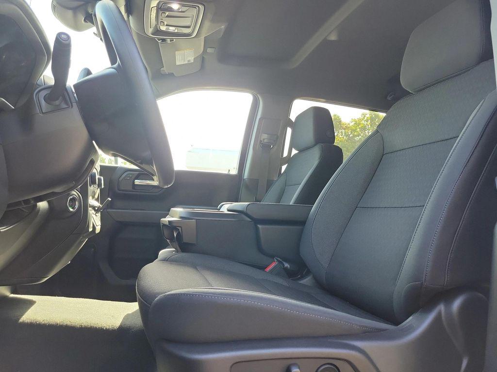 new 2026 Chevrolet Silverado 1500 car, priced at $42,195