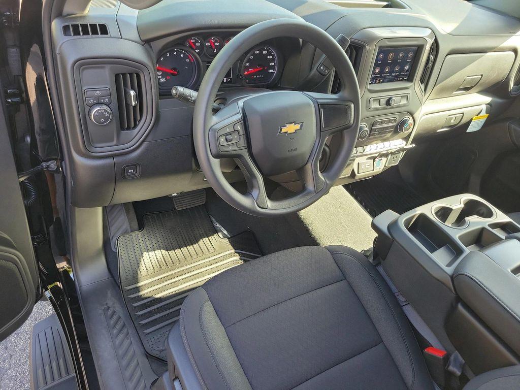 new 2026 Chevrolet Silverado 1500 car, priced at $42,195