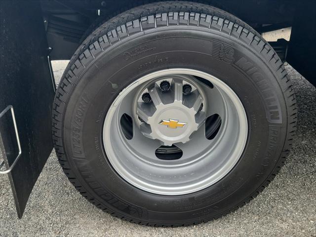 new 2025 Chevrolet Silverado 3500 car, priced at $42,704