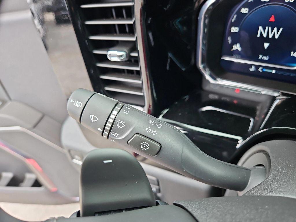 new 2025 Chevrolet Silverado 1500 car, priced at $50,578