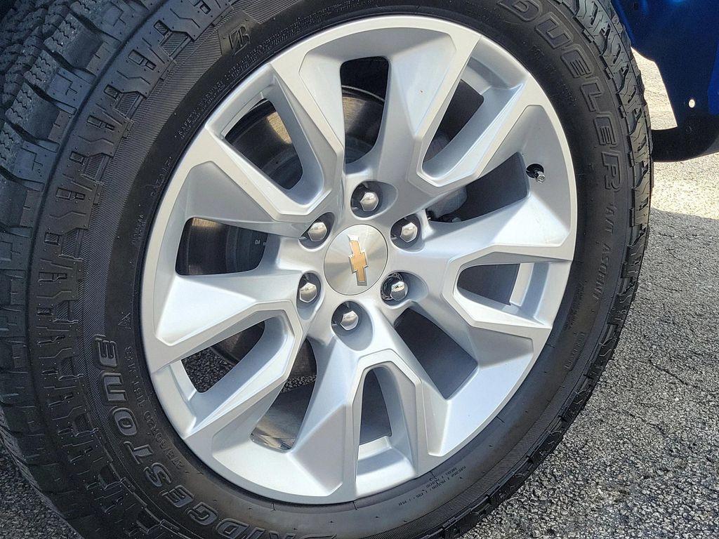 used 2025 Chevrolet Silverado 1500 car, priced at $38,489