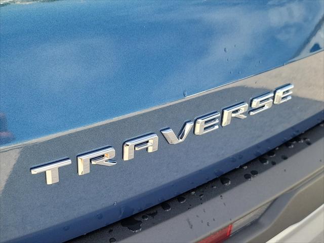 new 2025 Chevrolet Traverse car, priced at $40,526