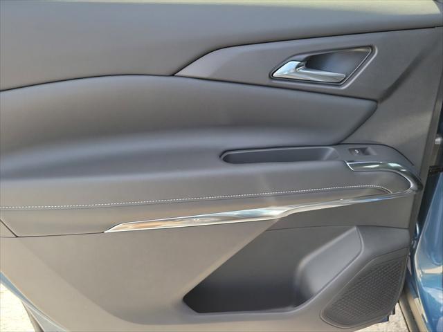 new 2025 Chevrolet Traverse car, priced at $40,526