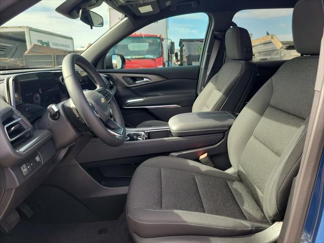 new 2025 Chevrolet Traverse car, priced at $40,526