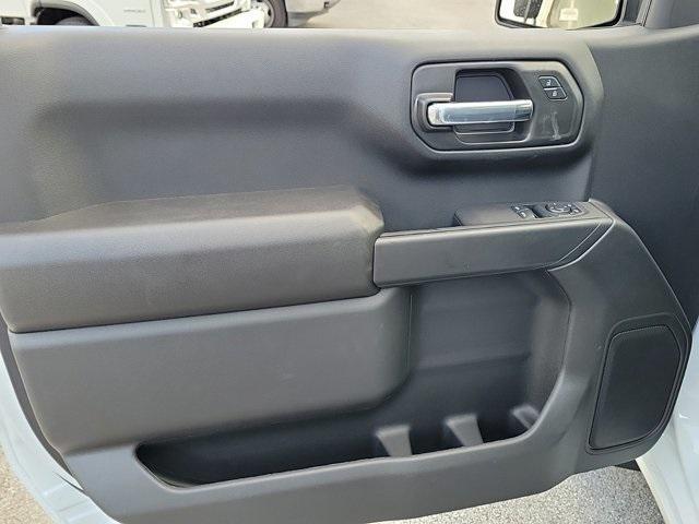 new 2025 Chevrolet Silverado 1500 car, priced at $38,470