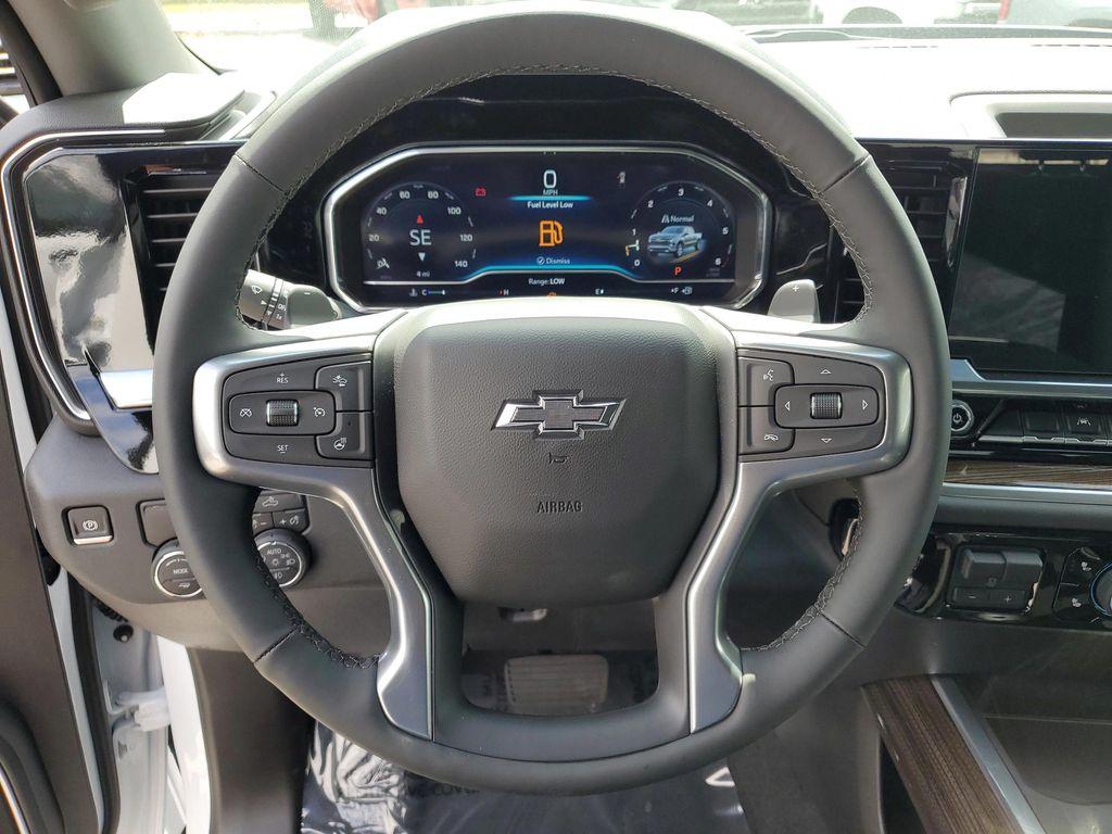 new 2025 Chevrolet Silverado 1500 car, priced at $46,060