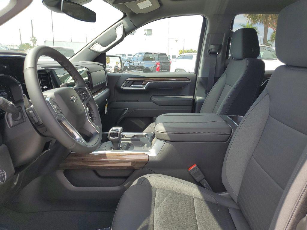 new 2025 Chevrolet Silverado 1500 car, priced at $46,060