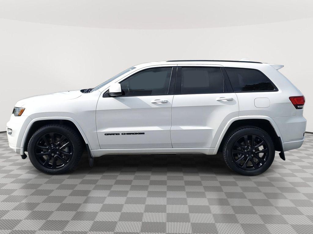 used 2021 Jeep Grand Cherokee car, priced at $15,189