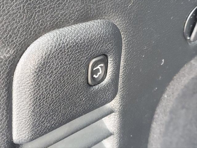 used 2021 Jeep Grand Cherokee car, priced at $17,857