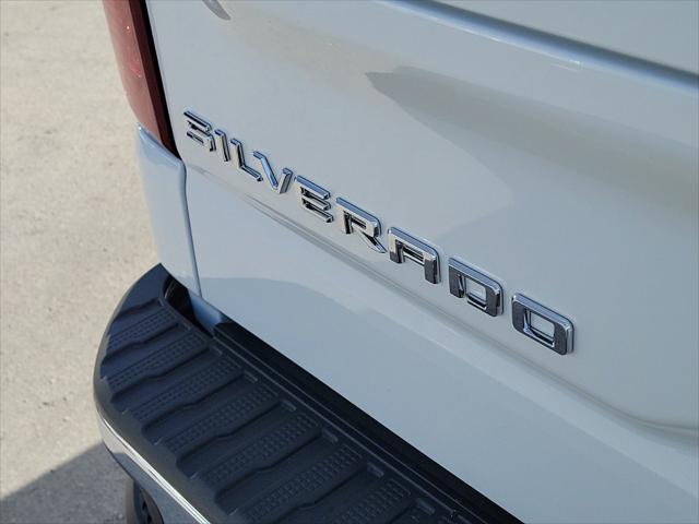new 2025 Chevrolet Silverado 1500 car, priced at $45,239