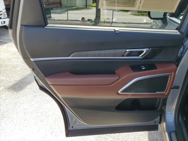 used 2024 Kia Telluride car, priced at $40,903