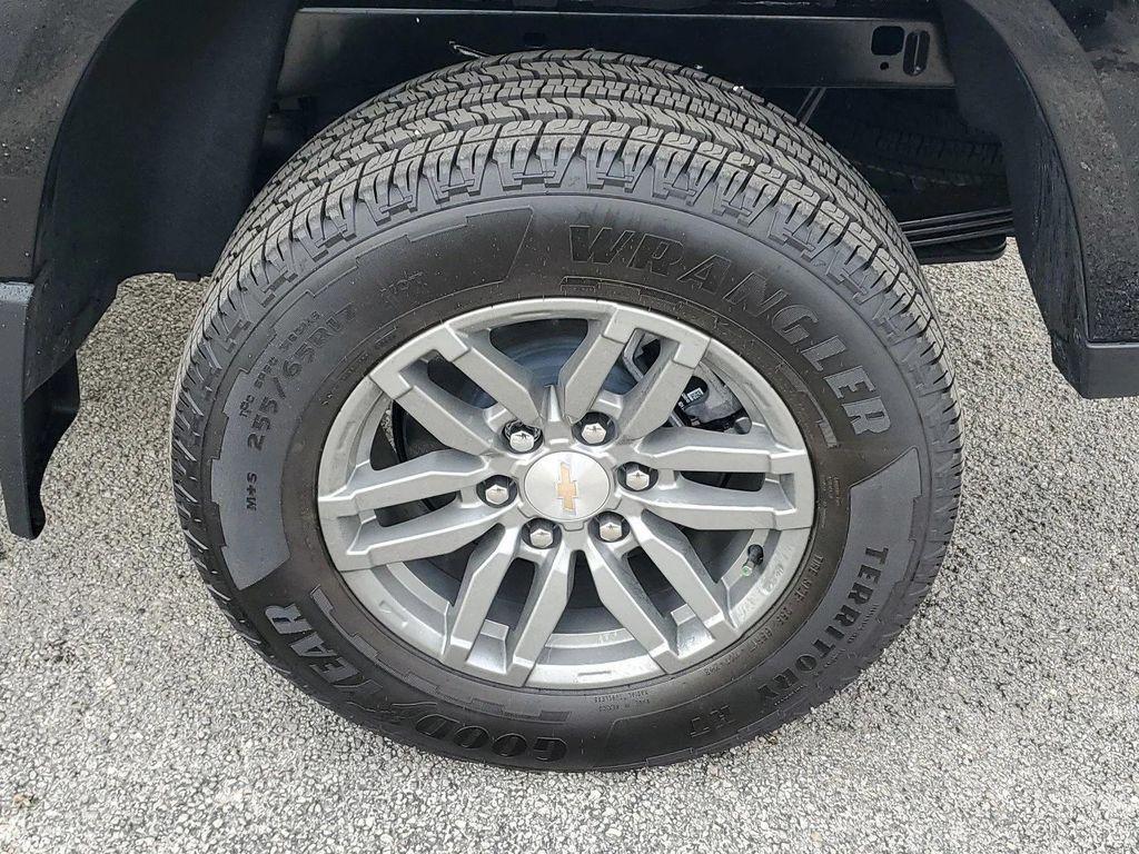 new 2025 Chevrolet Colorado car, priced at $40,803