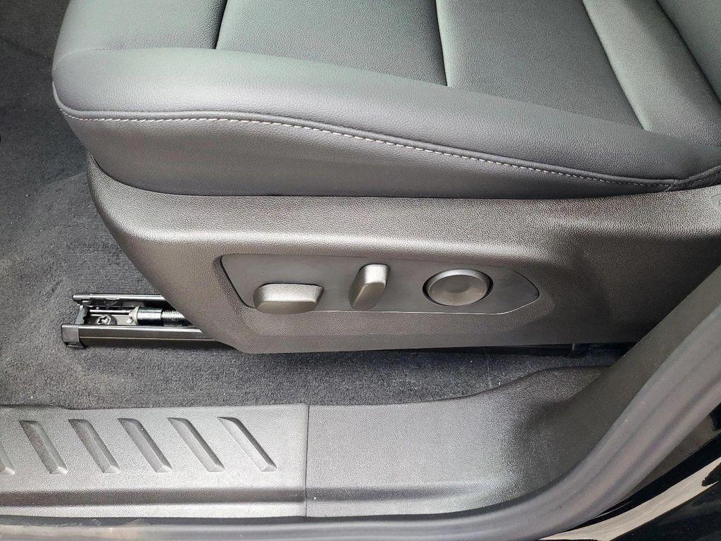 new 2025 Chevrolet Colorado car, priced at $40,803