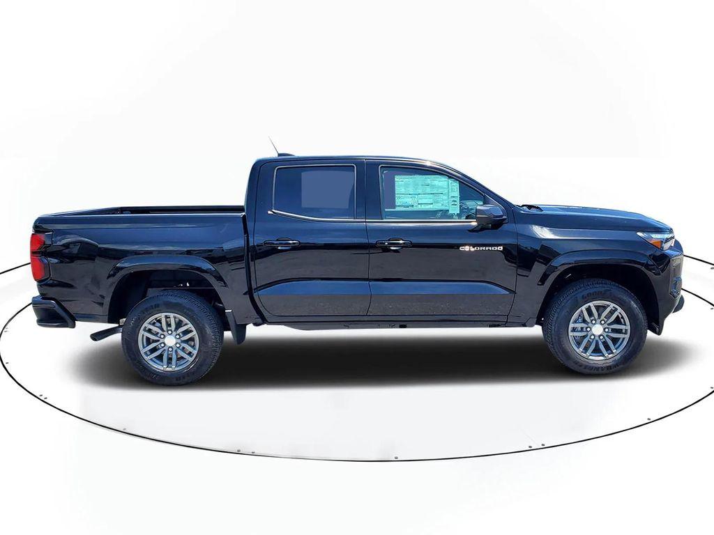 new 2025 Chevrolet Colorado car, priced at $40,877