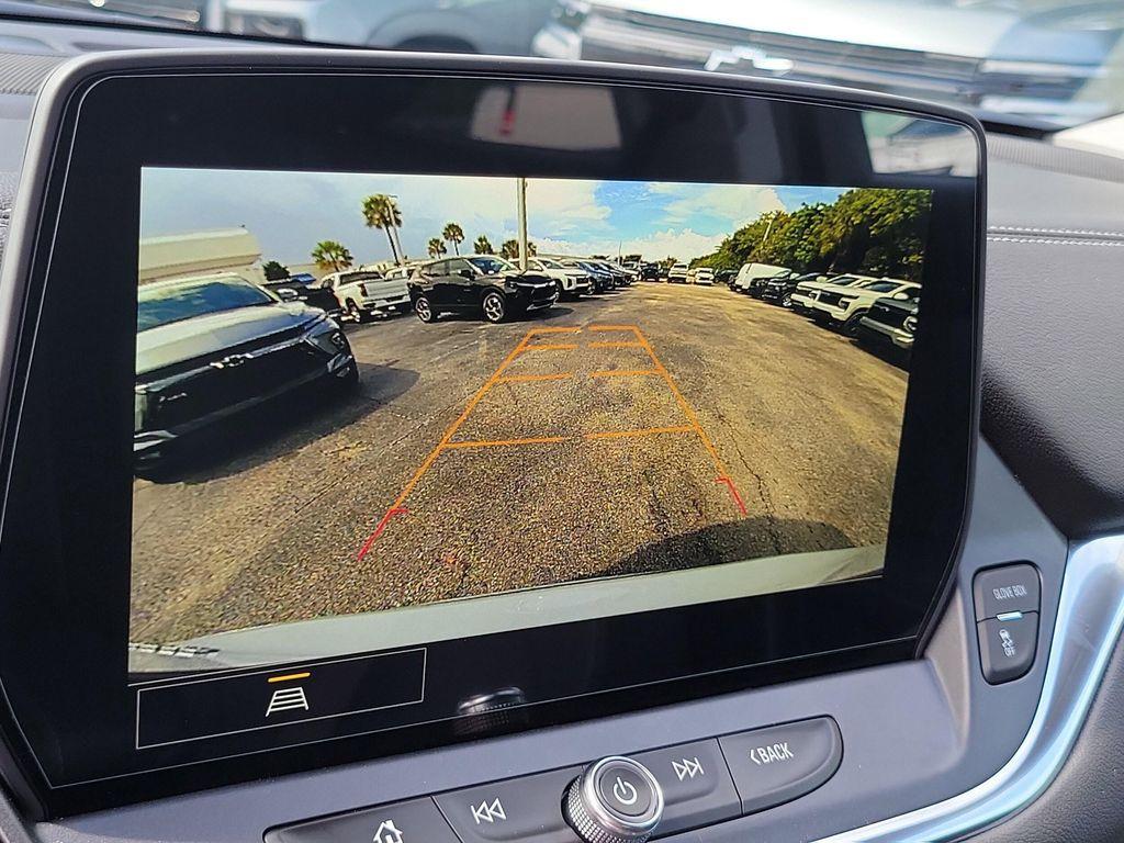 new 2025 Chevrolet Blazer car, priced at $31,268