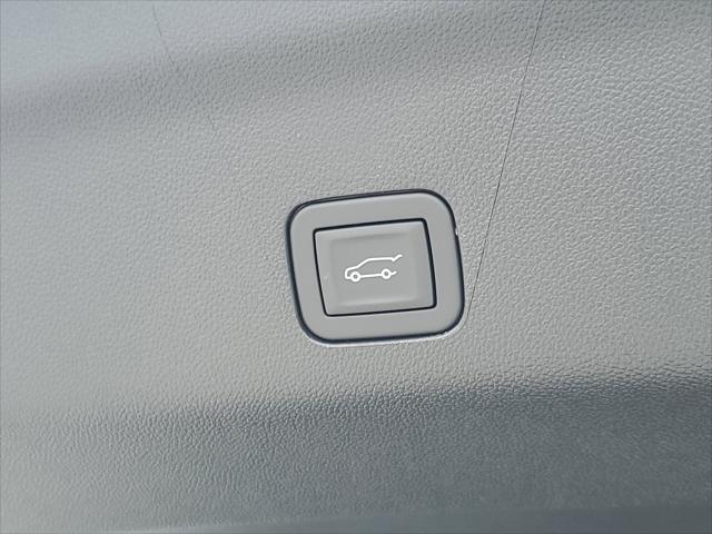 new 2025 Chevrolet Suburban car, priced at $73,562