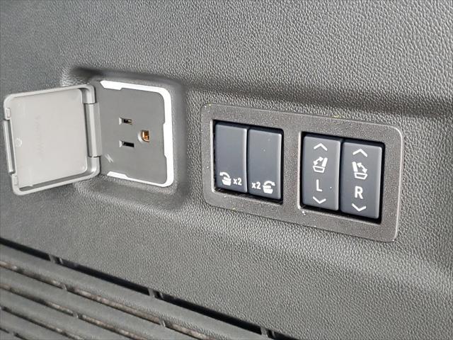 new 2025 Chevrolet Suburban car, priced at $73,562