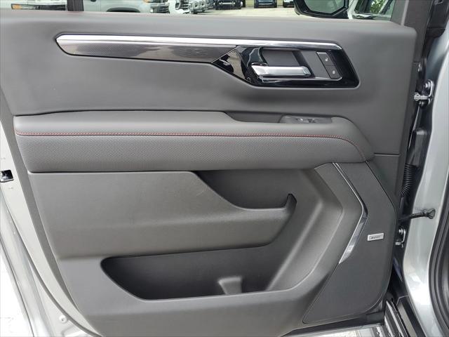 new 2025 Chevrolet Suburban car, priced at $73,562